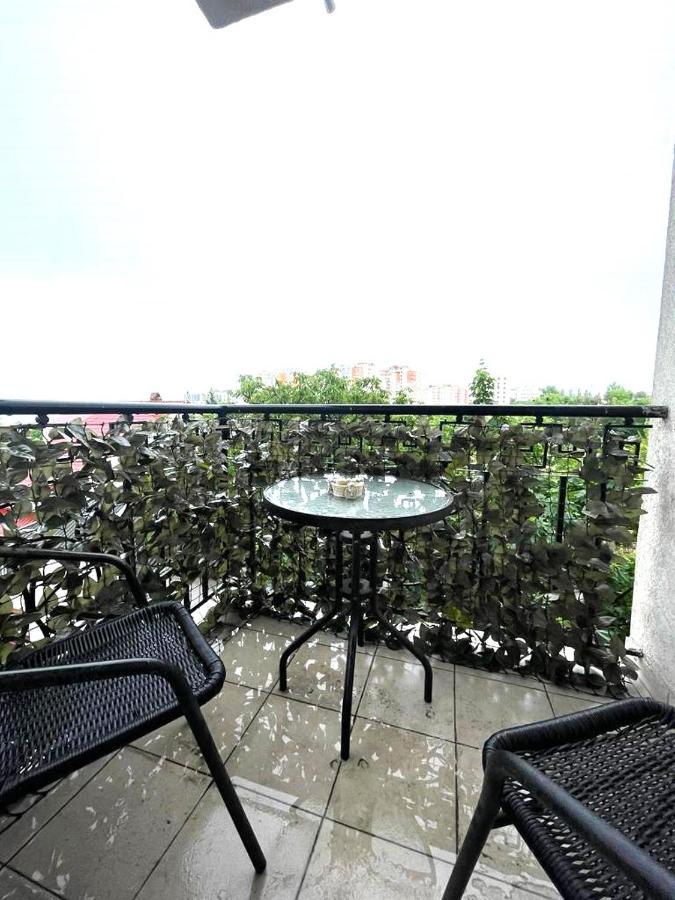 Large Apartment !!!Ciuflea Str. Kişinev Dış mekan fotoğraf